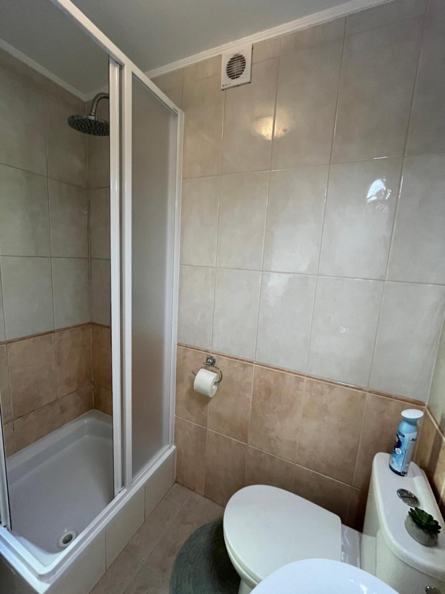 Reka Apartmanhaz Buk Bagian luar foto