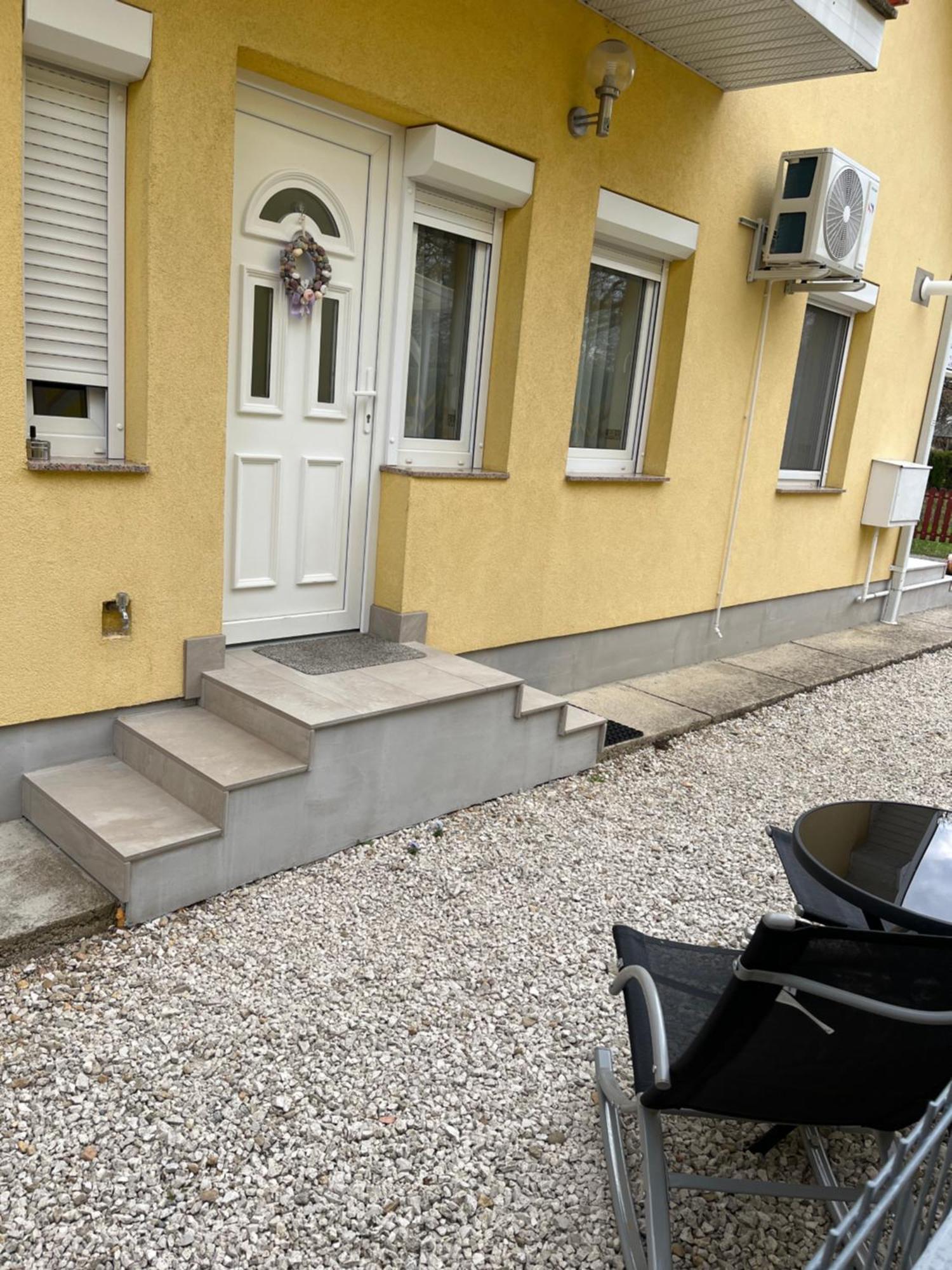 Reka Apartmanhaz Buk Bagian luar foto